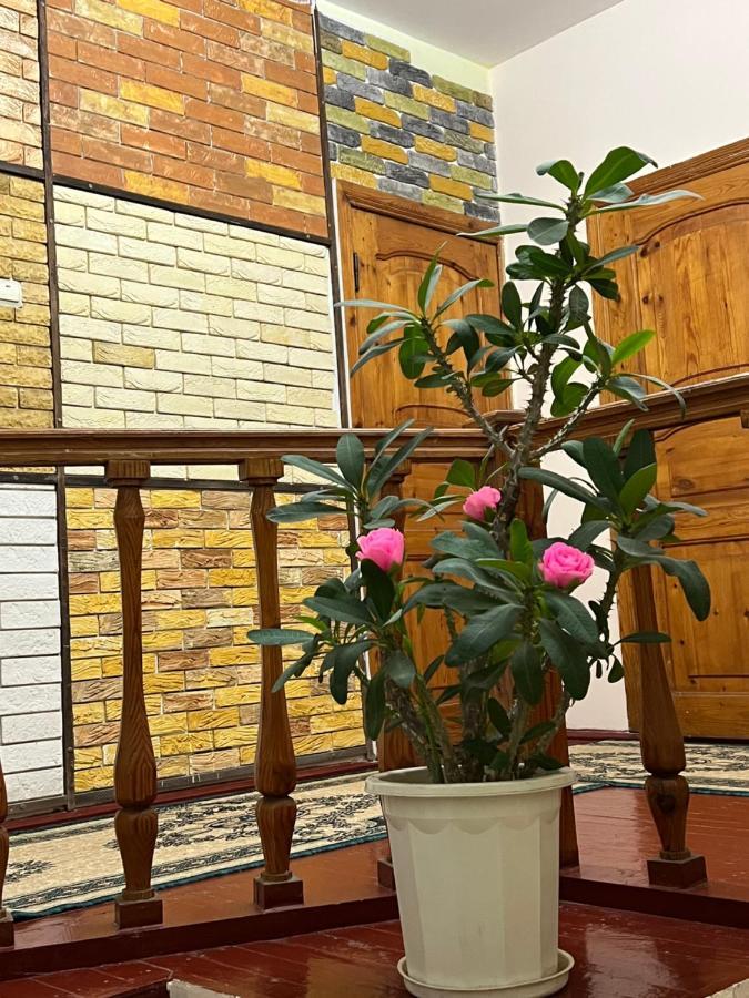 Hostel Edem Bishkek Tokoldosh Екстериор снимка
