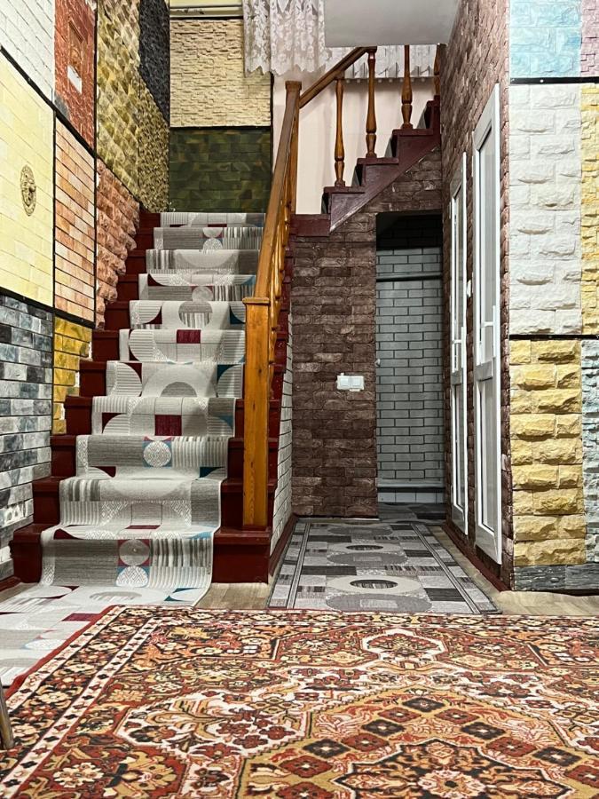 Hostel Edem Bishkek Tokoldosh Екстериор снимка